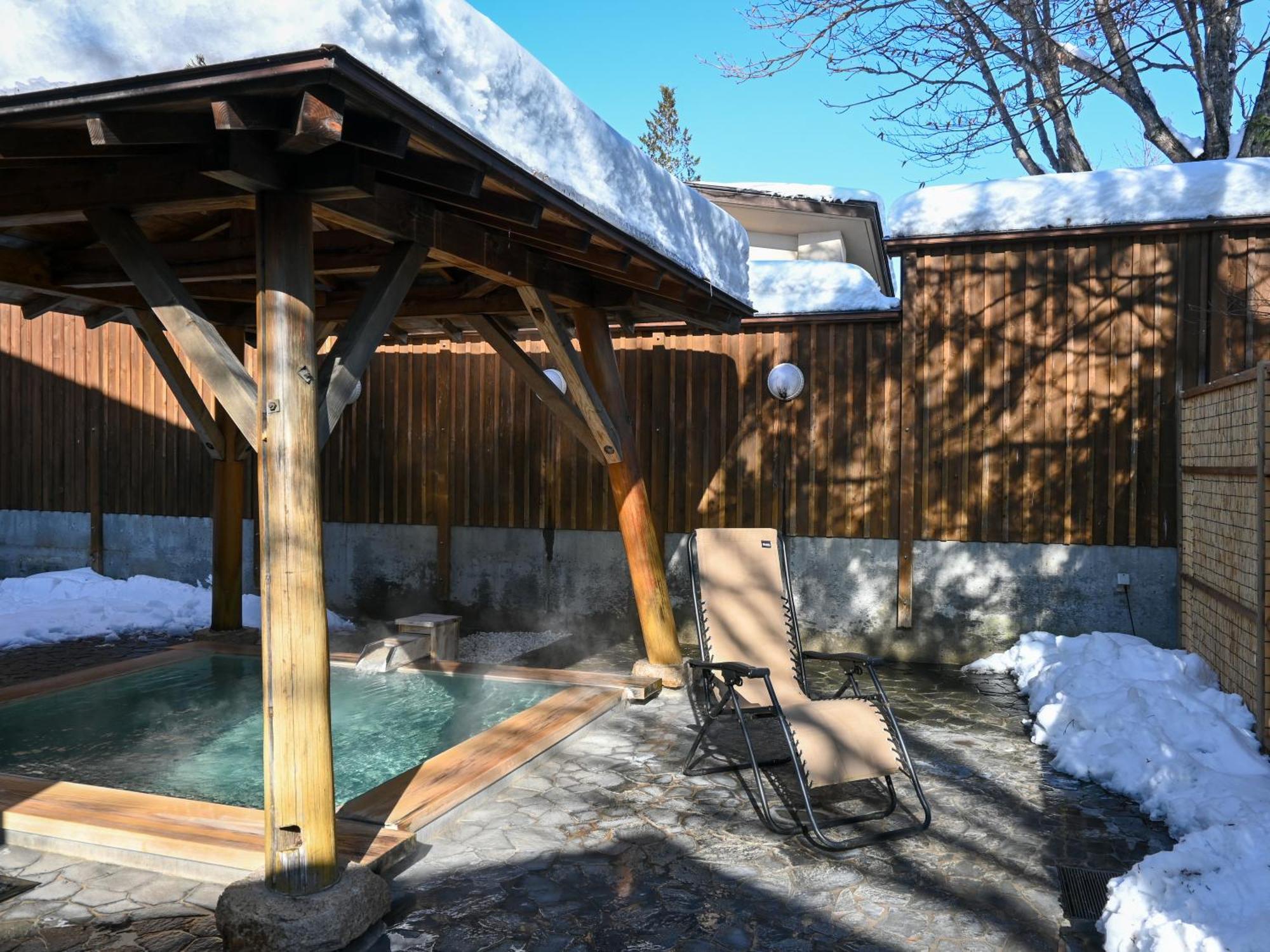 Hotel Goryukan Hakuba Kültér fotó